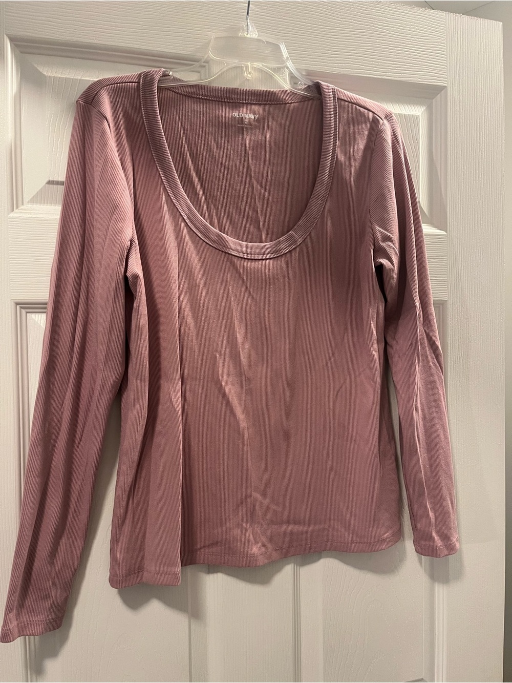 Old Navy Dusty Rose Long-Sleeve Scoop Neck Tee